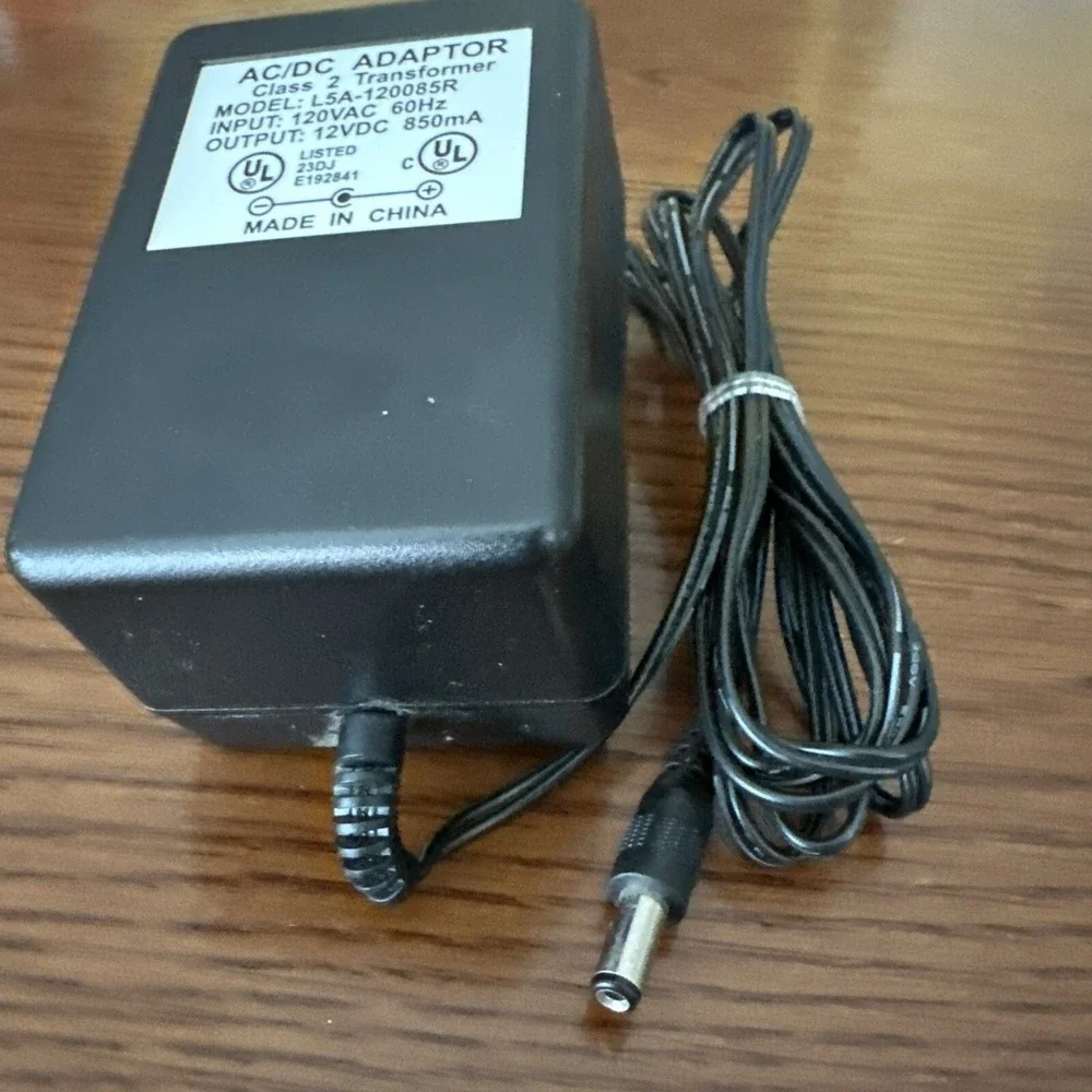 AC Adapter Direct Plug-in Class 2 Power Units/input 120VAC /output 12VDC